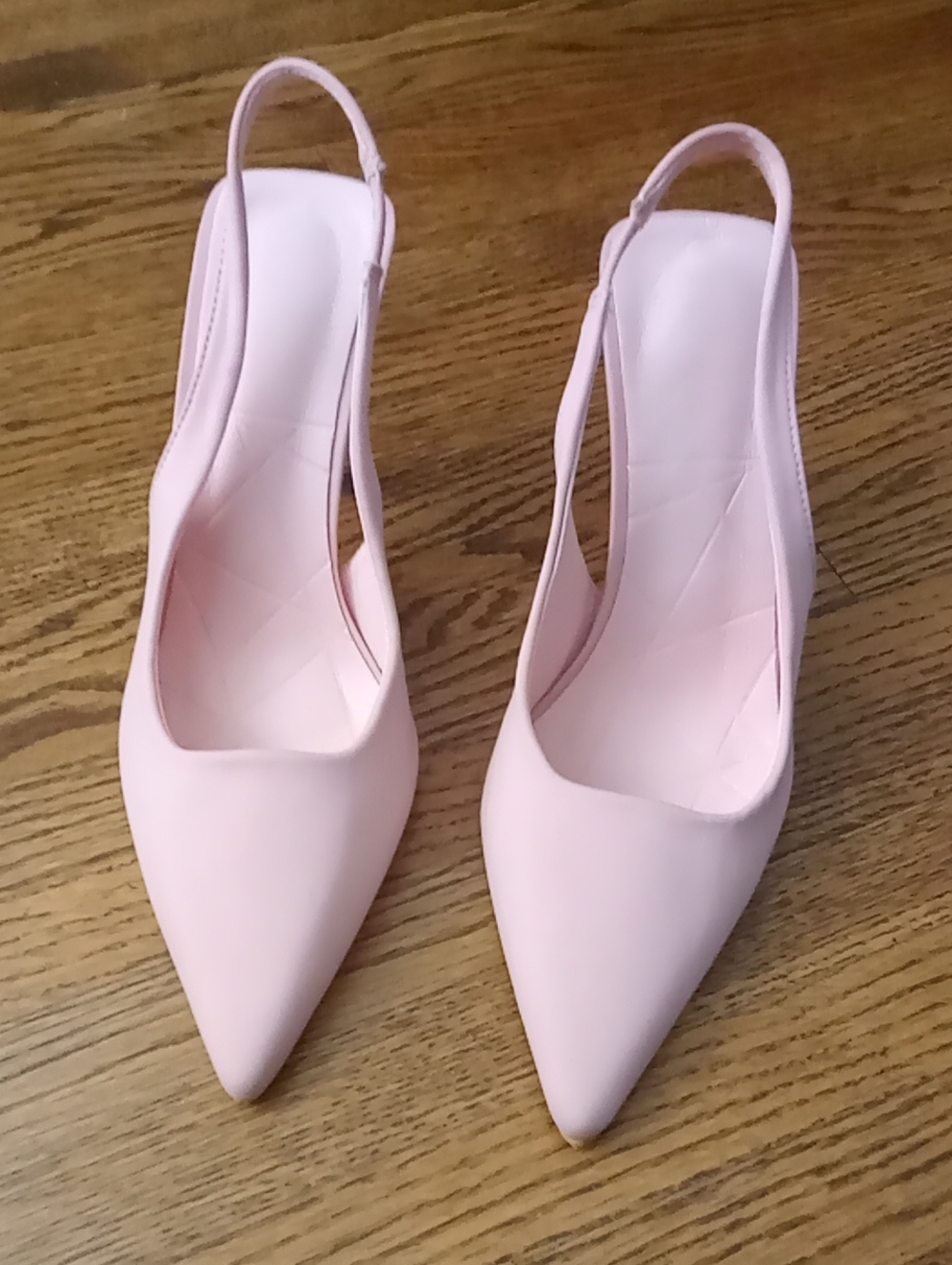 Classic Pointed Slingback Pumps in Light Pink Size 41 Heel 2.5"